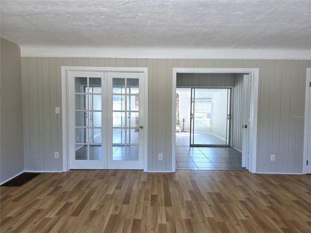 622 MYRTLE WAY S, St Petersburg, FL 33703