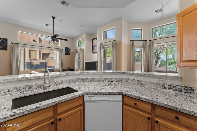 10 NORTHRIDGE Circle 10, Wickenburg, AZ 85390