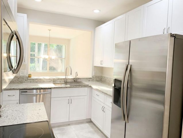 20971 Via Azalea 2, Boca Raton, FL 33428