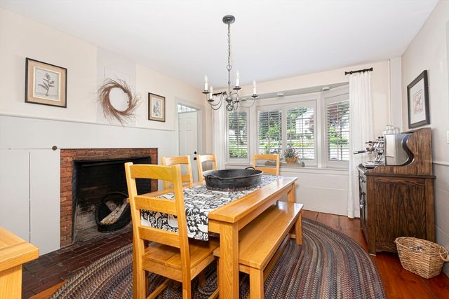 99 W Main St, Westborough, MA 01581