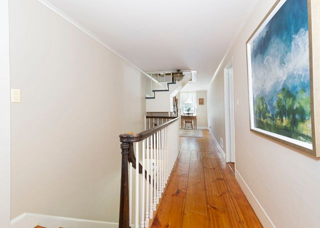 99 W Main St, Westborough, MA 01581