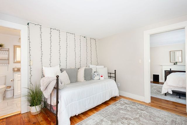 99 W Main St, Westborough, MA 01581