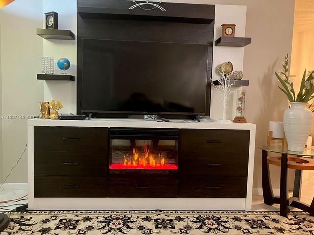 5174 Lakefront Blvd C, Delray Beach, FL 33484