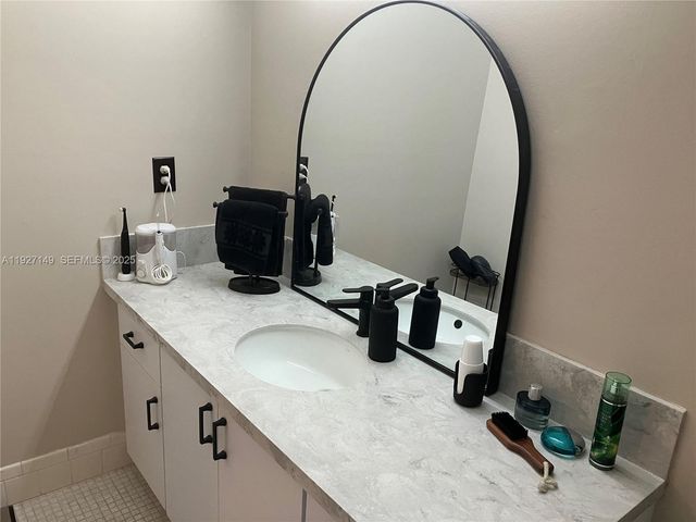 5174 Lakefront Blvd C, Delray Beach, FL 33484