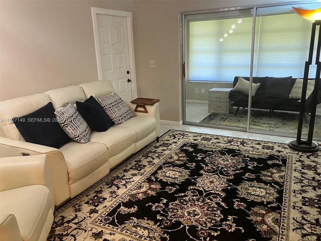 5174 Lakefront Blvd C, Delray Beach, FL 33484