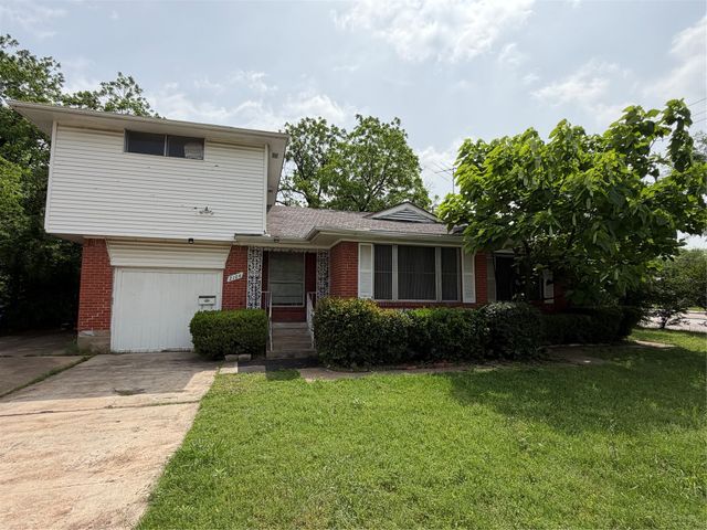 2104 Utica Drive, Dallas, TX 75227