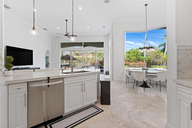 6757 NW 101st Terrace, Parkland, FL 33076