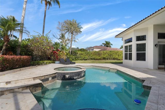 6757 NW 101st Terrace, Parkland, FL 33076