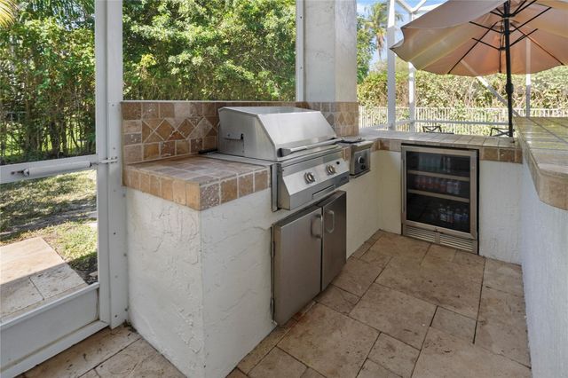 6757 NW 101st Terrace, Parkland, FL 33076