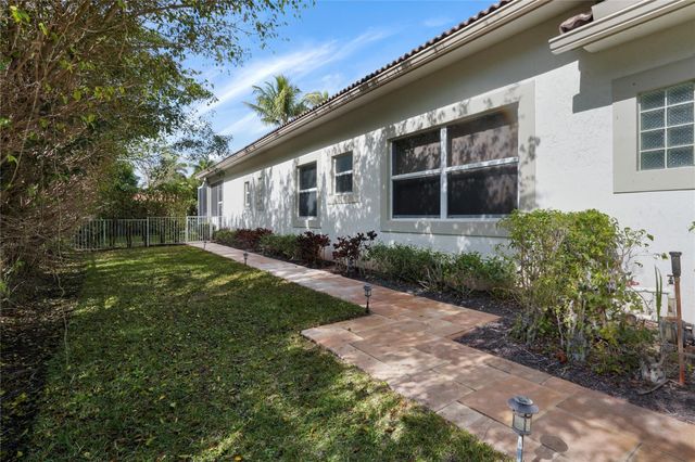 6757 NW 101st Terrace, Parkland, FL 33076