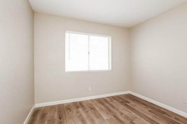 7045 N 28th Avenue, Phoenix, AZ 85051