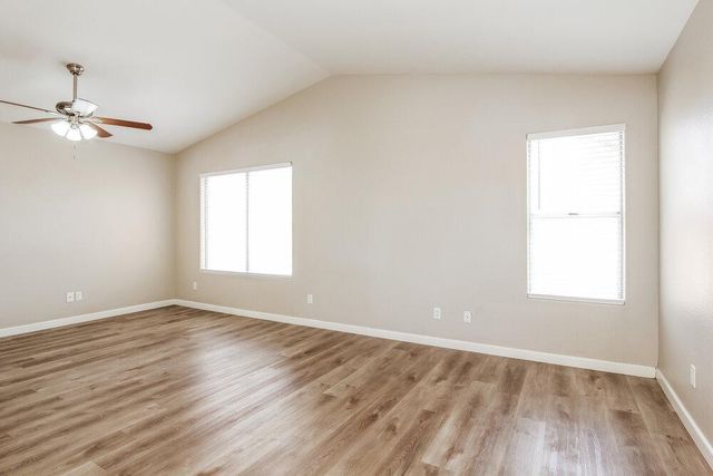 7045 N 28th Avenue, Phoenix, AZ 85051