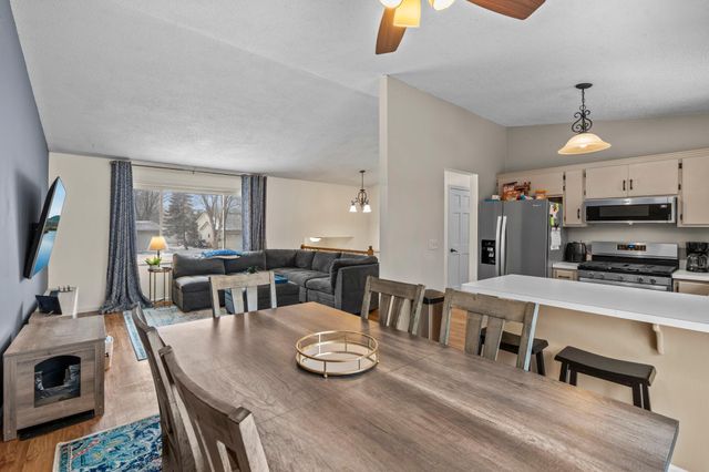 533 Innsbruck Drive, Chaska, MN 55318