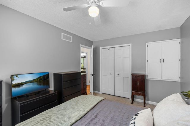 533 Innsbruck Drive, Chaska, MN 55318