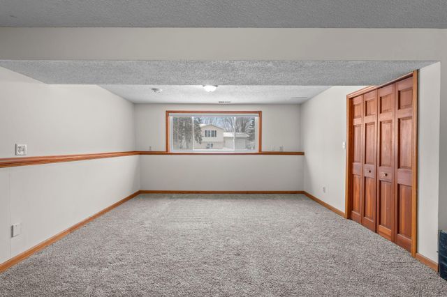 533 Innsbruck Drive, Chaska, MN 55318