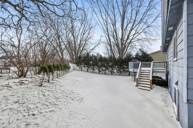 533 Innsbruck Drive, Chaska, MN 55318