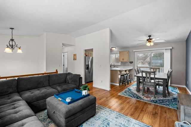 533 Innsbruck Drive, Chaska, MN 55318