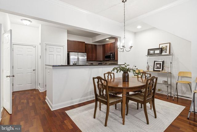 606 ADMIRALS WAY, Philadelphia, PA 19146