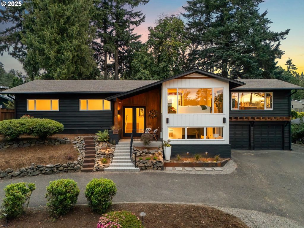 2390 SOUTHSHORE Blvd, Lake Oswego, OR 97034
