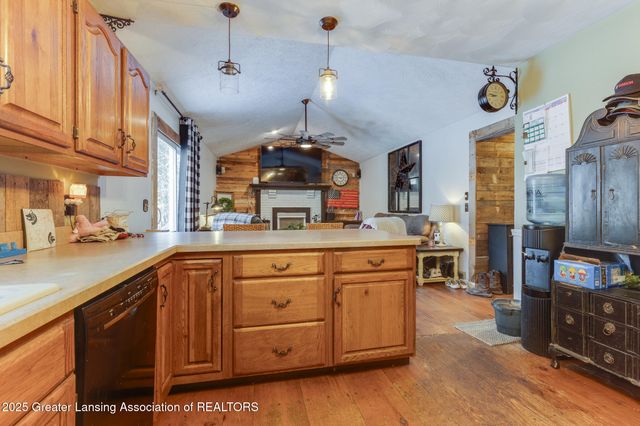 12615 Kruger Lane, Dewitt, MI 48820