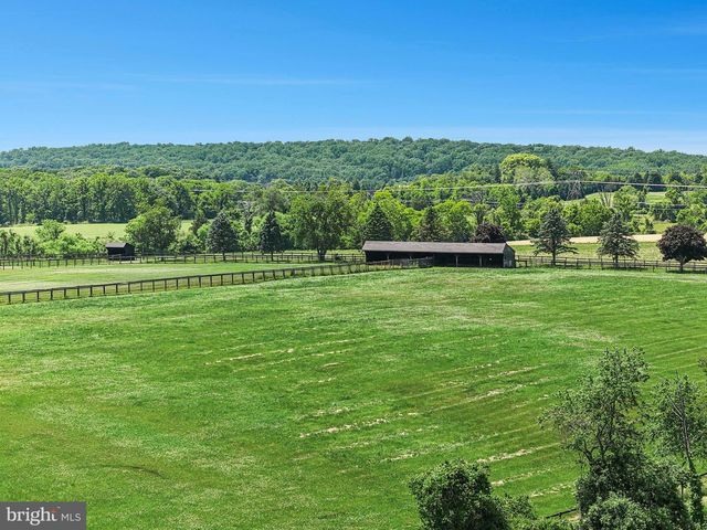 1194 STREET RD, New Hope, PA 18938