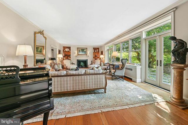 1194 STREET RD, New Hope, PA 18938