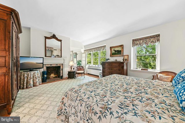 1194 STREET RD, New Hope, PA 18938
