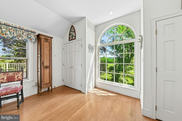 1194 STREET RD, New Hope, PA 18938