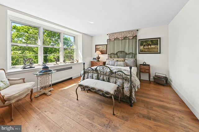 1194 STREET RD, New Hope, PA 18938