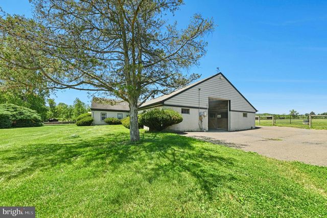 1194 STREET RD, New Hope, PA 18938