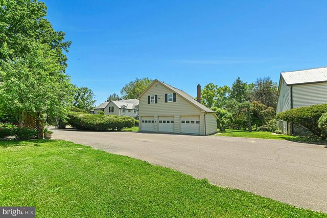1194 STREET RD, New Hope, PA 18938