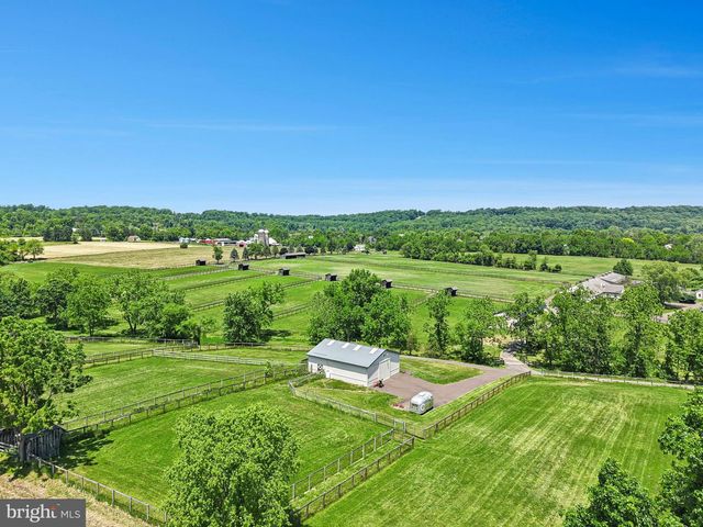 1194 STREET RD, New Hope, PA 18938