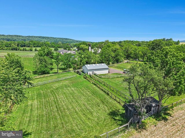 1194 STREET RD, New Hope, PA 18938
