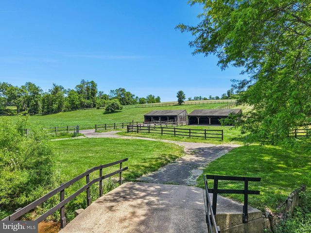 1194 STREET RD, New Hope, PA 18938
