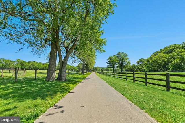 1194 STREET RD, New Hope, PA 18938