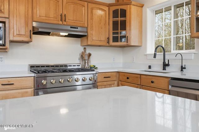 7230 E Waldron Cove Court, Palmer, AK 99645