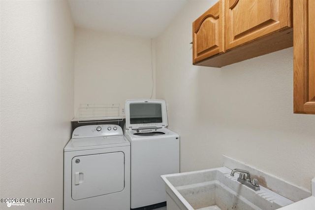 7230 E Waldron Cove Court, Palmer, AK 99645