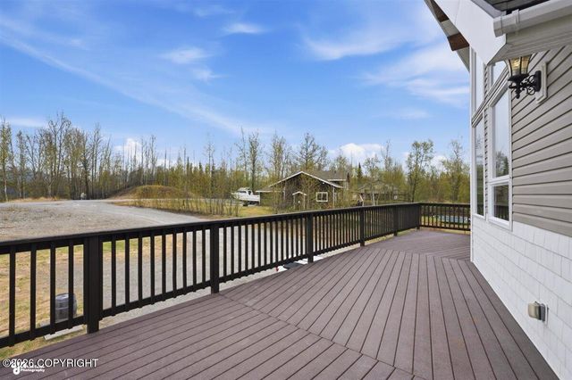 7230 E Waldron Cove Court, Palmer, AK 99645