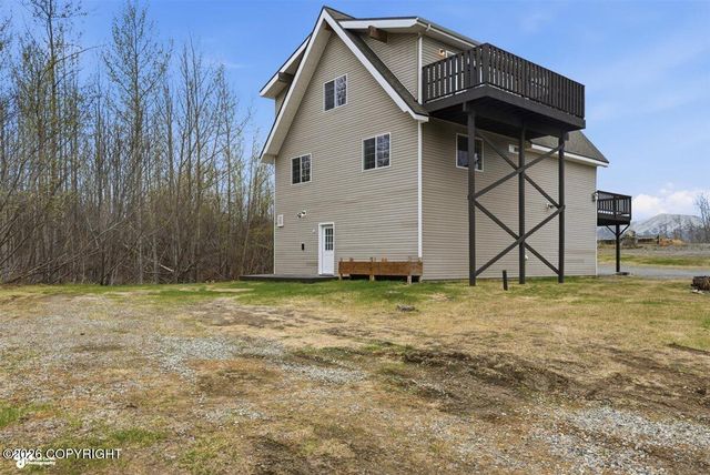 7230 E Waldron Cove Court, Palmer, AK 99645