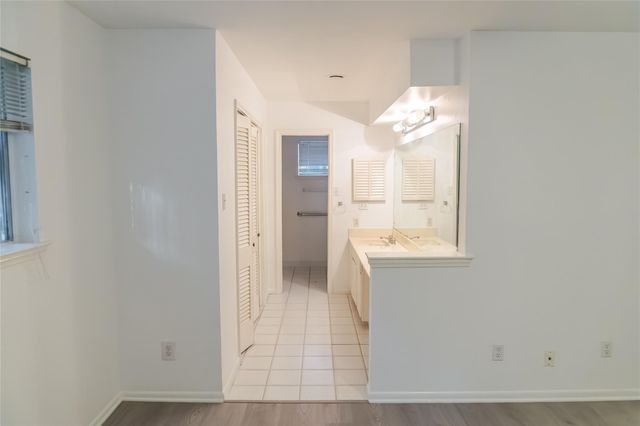 8526 Dashwood Drive, Houston, TX 77036
