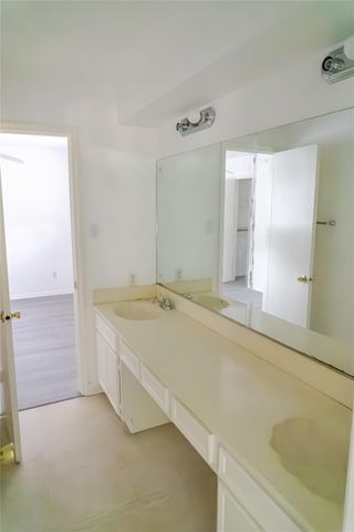 8526 Dashwood Drive, Houston, TX 77036
