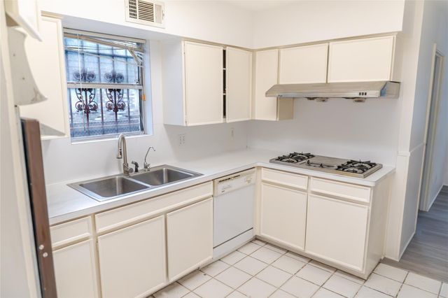 8526 Dashwood Drive, Houston, TX 77036