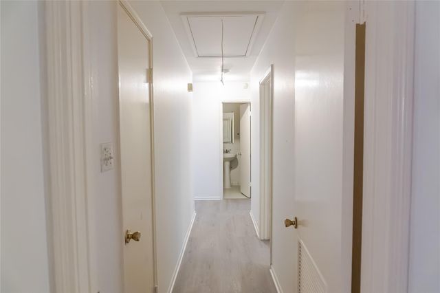 8526 Dashwood Drive, Houston, TX 77036