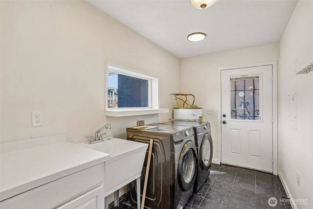 3729 S Cushman, Tacoma, WA 98418