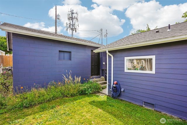 3729 S Cushman, Tacoma, WA 98418