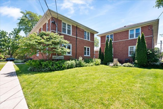 12 N Home Avenue 2W, Park Ridge, IL 60068