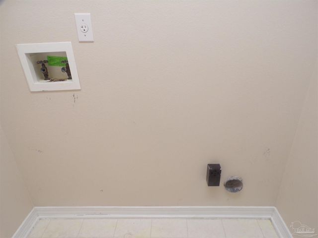 1531 Newcastle Way, Pensacola, FL 32534