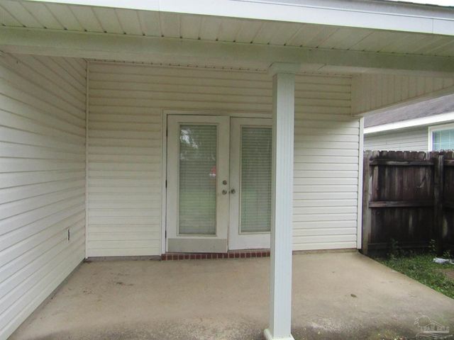 1531 Newcastle Way, Pensacola, FL 32534