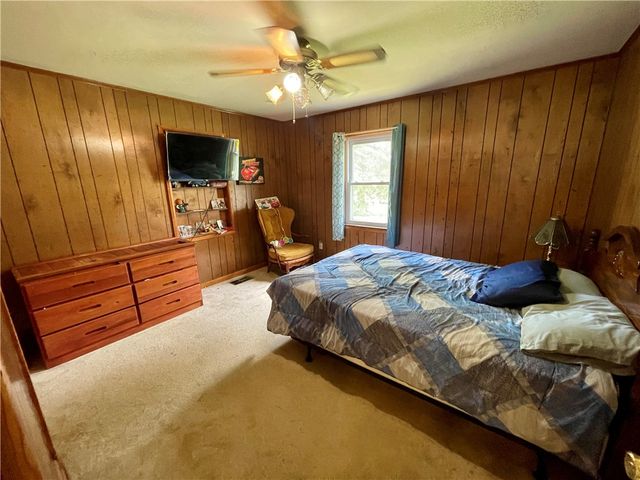1904 S Knoxville Avenue, Russellville, AR 72802