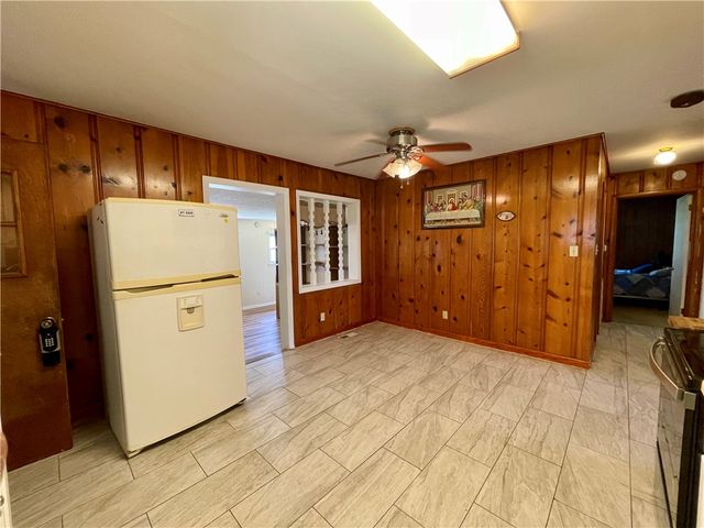 1904 S Knoxville Avenue, Russellville, AR 72802